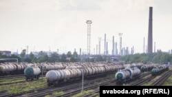 Завод «Палімір» таварыства «Нафтан». Ілюстрацыйнае фота