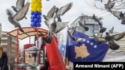 Eugen Cakoli očekuje političku krizu na Kosovu i nakon vanrednih parlamentarnih izbora jer “niko neće uspeti da obezbedi dovoljan broj glasova za formiranje vlade pa će pozicija predsednika biti glavna tema pregovaranja” (fotografija iz Pristine)