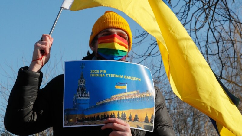 Inițiativă legislativă pentru oficializarea parteneriatelor între persoanele de același sex în Ucraina 