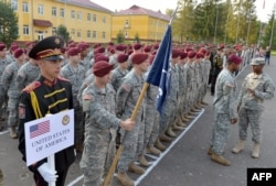 Американские военнослужащие на открытии учений Rapid Trident. Яворовский полигон, 15 сентября 2014 года