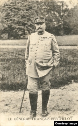 Un adevărat prieten al României, generalul Henri Berthelot a depus mărturie la Conferința de Pace de la Paris din 1919-1920, unde a pledat cauza recunoșterii unirii.