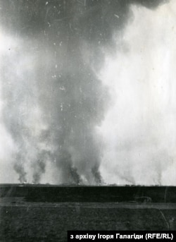 Холмщина, 1944 рік, палаюче українське село