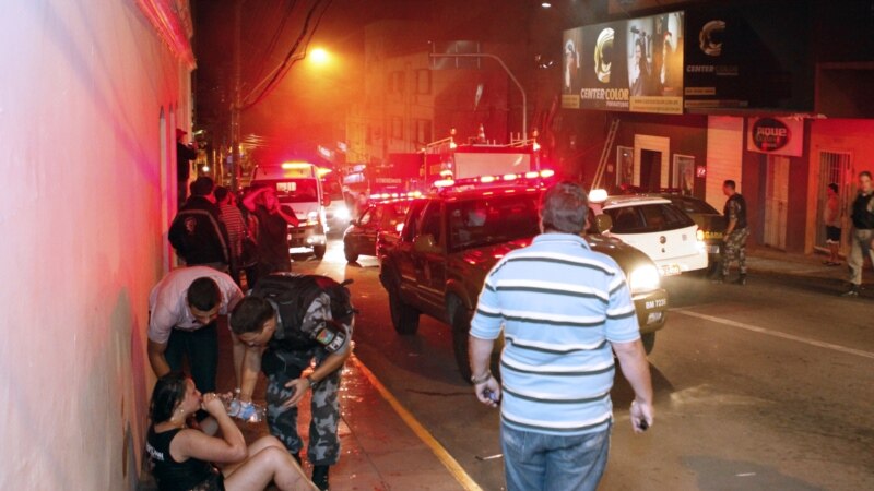 Katër persona dënohen për vdekjen e 242 njerëzve në një klub nate Brazil