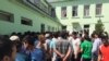 В Вахдате совершено нападение на отдел милиции