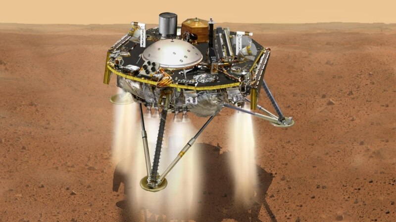 Марсоход NASA передал на Землю своё «селфи»