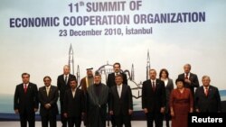 Самит на Организацијата за економска соработка во 2010 година ви Истанбул.