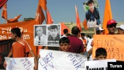 Azerbaijan -- A demonstration in memory of Elmar Huseynov