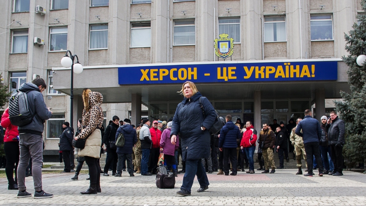 Lists, Disappearances, And Talk Of A Referendum: Life In Russian-Occupied Southern Ukraine