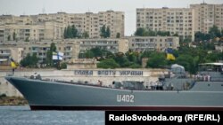 Великий десантний корабель «Костянтин Ольшанський» (U402), архівне фото 