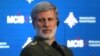 وزیر دفاع ایران حمله به نفتکش‌ها را تکذیب کرد: فیلم‌ها «مورد تردید» است