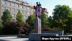 Пам’ятник радянському маршалу Іванові Конєву у Празі неодноразово обливали фарбою