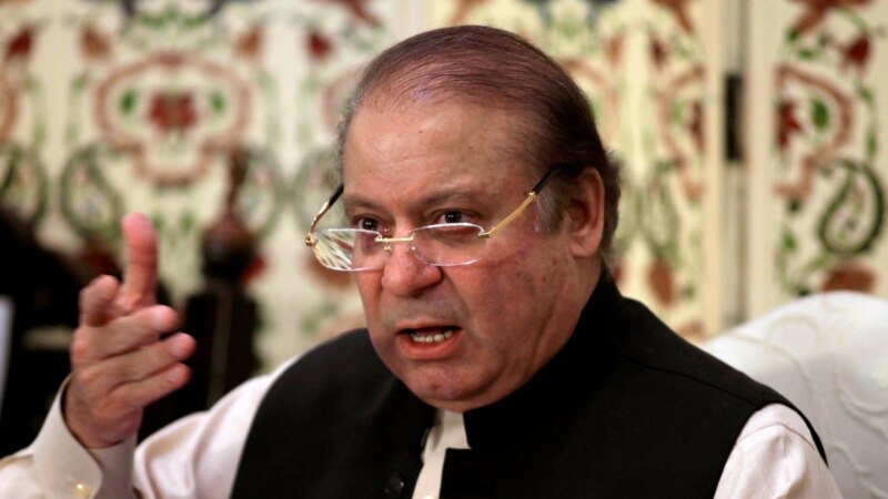 Пакистанан хиллачу премьерна 10 шо хан кхайкхийна коррупци лелорна