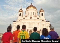 Акция ЛГБТ-активистов в Москве во время чемпионата мира по футболу