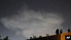 Триполидегі әуе соққысынан кейінгі көрініс. 27 мамыр 2011 жыл.