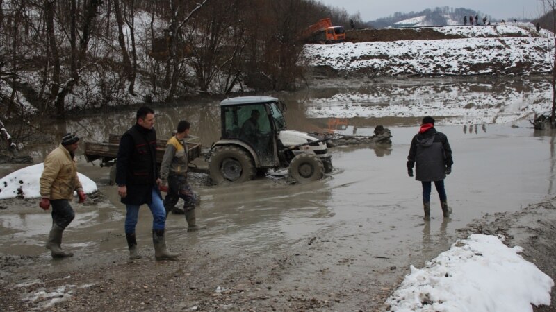 Srebrenica: Popustila brana jalovišta u Rudniku