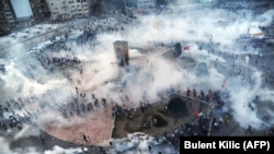 Турк полицияси турли норозилик тадбирларини бостириш учун тез-тез газ ва бошқа махсус воситаларни қўллаб туради.