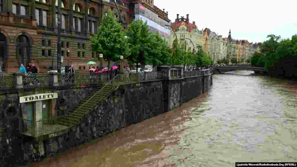 Czech Republic -- Flood in Prague, 2May2013