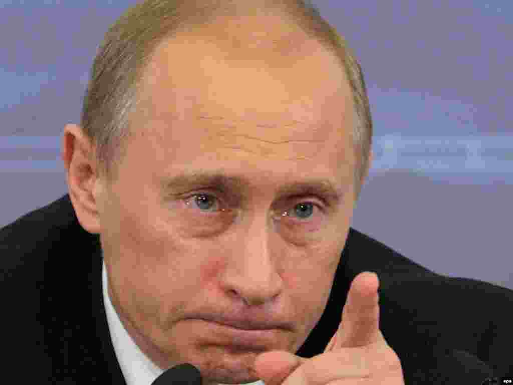 Маскав, Русия. 14 феврал - Медведев баргузидаи Владимир Путин аст, ки дар охирин нишасти матбуотияш ба ҳайси раисҷумҳур Ғарбро шадидан танқид кард.