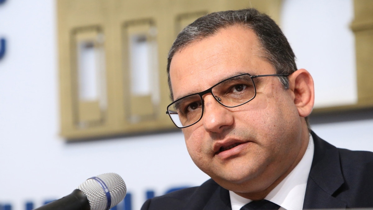 Armenian Economy Minister Also Resigns