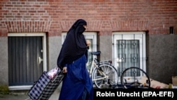 Holandija, koja se dugo vremena smatra bastionom tolerancije i vjerske slobode, posljednja je evropska zemlja koja je uvela takvu zabranu