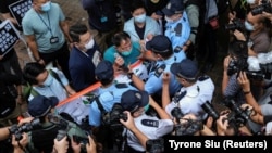 Sukob policije i demonstranata tokom protesta zbog kineske najave Zakona o nacionalnoj sigurnosti za Hongkong, 22. maj 2020. godine