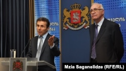 Премьер-министр Грузии Бидзина Иванишвили и дипломат Зураб Абашидзе