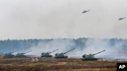 Belarus - Belarusian and Russian troops take part in the Zapad-2017 Russia-Belarus military exercises at the Borisovsky range, September 20, 2017. 