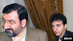 احمد رضایی (راست)، پسر محسن رضایی که در دوبی جان باخت