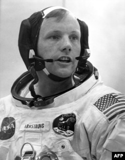 Нил Армстронг перед стартом "Аполлона-11"