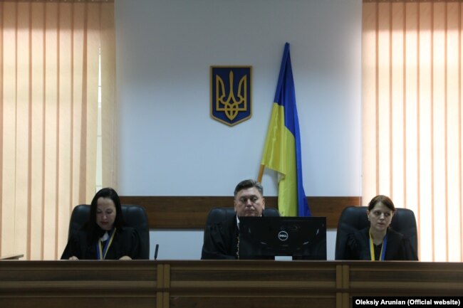 Під час судового засідання у справі Жириновського, Київ, 28 травня 2019 року