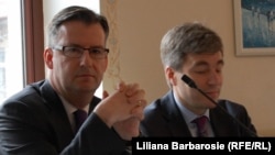 Dirk Schuebel şi Eugen Carpov