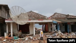 آرشیف، یکی از مناطق زلزله زده در اندونیزیا