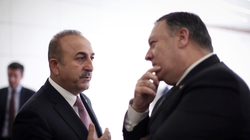 Pompeo sa Erdoganom u Ankari