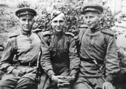 Франтавік Леанід Шчамялёў (справа), 1944 год