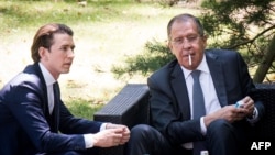 Себастьян Курц и глава МИД России Сергей Лавров на переговорах по Украине под эгидой ОБСЕ, май 2017 года