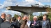 Руководители МИД Германии и Франции (справа) возле Славянска у моста, который был взорван летом 2014 года по приказу одного из главарей группировки «ДНР» российского полковника Игоря Гиркина. 15 сентября 2016 года