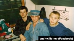 Андрей Филонов в юности(справа)