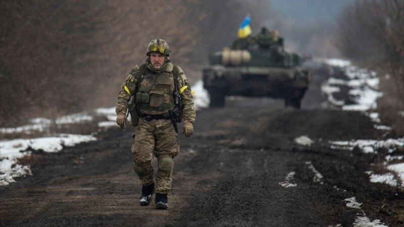 A është e jashtëligjshme që të huajt të luftojnë për Ukrainën?
