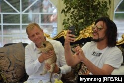 Олег Зубков і Філіп Кіркоров у парку левів «Тайган», 24 липня 2016 року