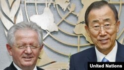 Generalni sekretar UN Ban Ki-moon u susretu s kosovskim šefom diplomatije u Njujorku, uoči sednice Saveta Bezbednosti, 2 avgust 2010 