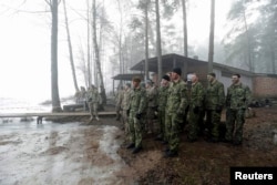 Американские военнослужащие на учениях в Латвии. Февраль 2015 года