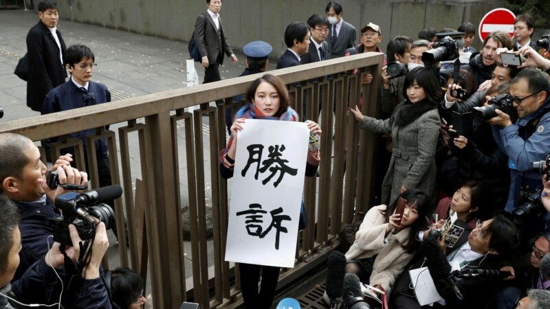 Gazetarja japoneze fiton gjyqin në rastin kundër dhunimit