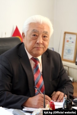 Алмазбек Ногойбаев.
