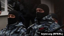 Сотрудники полиции в Крыму