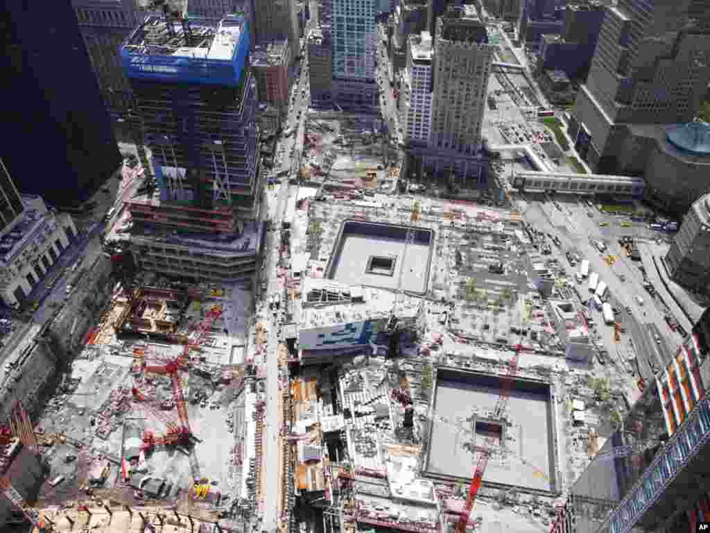 The &quot;footprints&quot; of the destroyed Twin Towers have been preserved as a memorial to the victims. Here, the construction site as it appeared in May 2011...