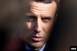 French presidential hopeful Emmanuel Macron