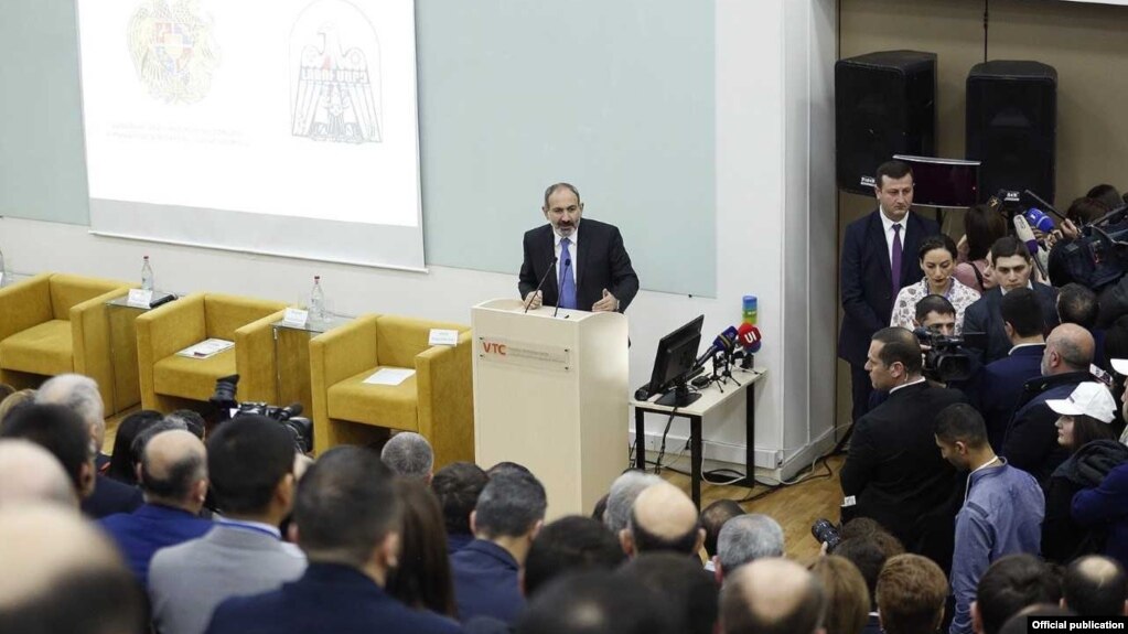 pasinyane-gexarqouniqoum-masnakcoum-e-biznes-hamajoxovin-ouxix pasinyane-gexarqouniqoum-masnakcoum-e-biznes-hamajoxovin-ouxix