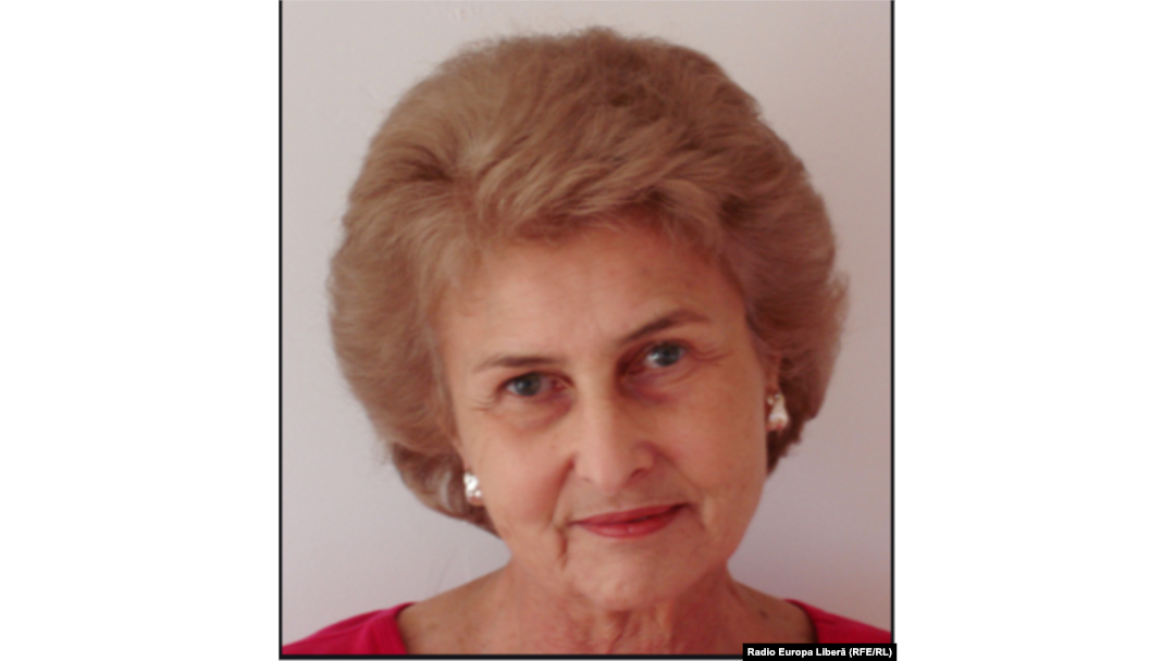 Ioana Măgură-Bernard.