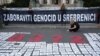 Sveće za Srebrenicu u Beogradu: Ta teška reč – genocid