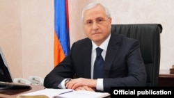 Սերգո Կարապետյան, արխիվ